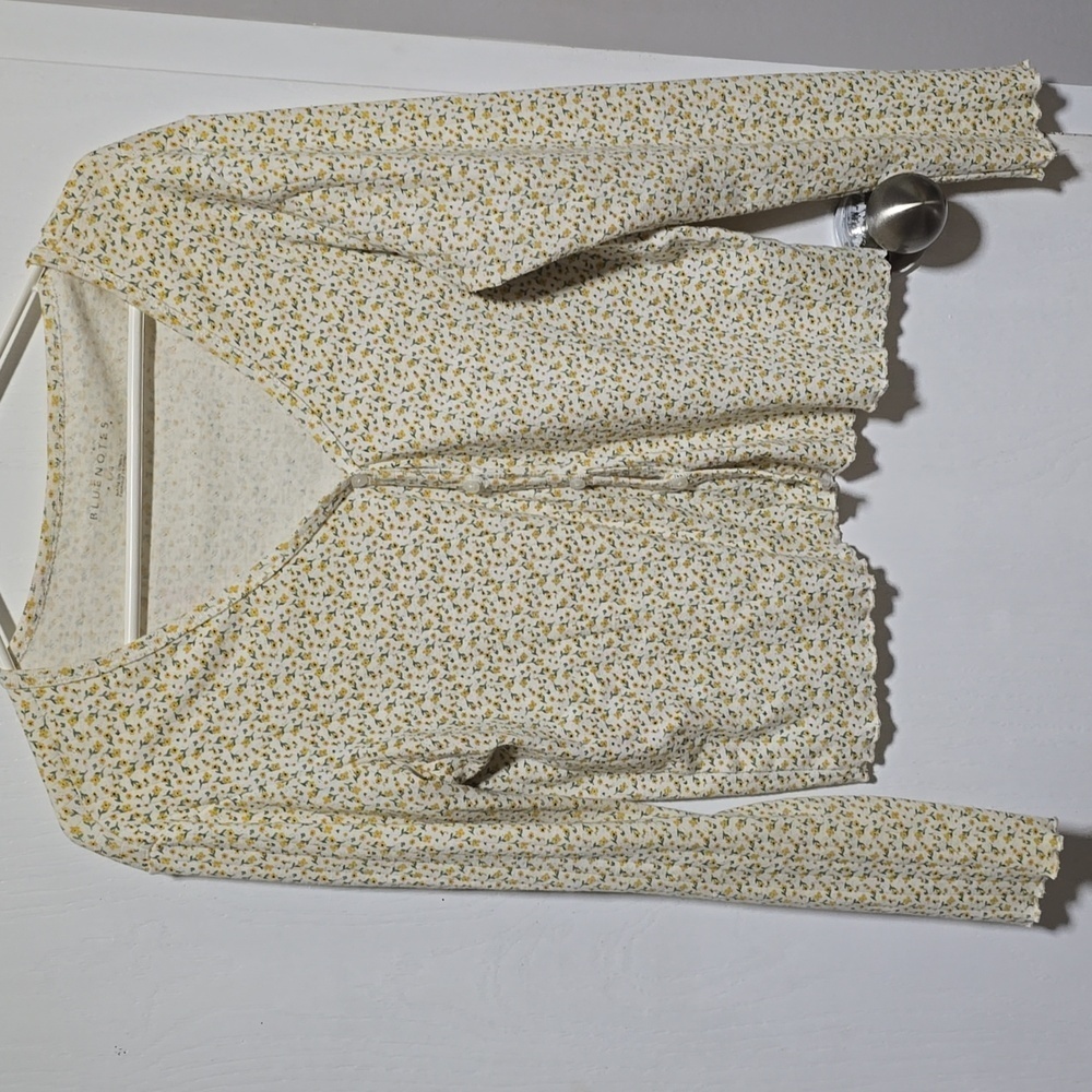 Women's floral yellow long sleeve lettuce top button up cardigan size L